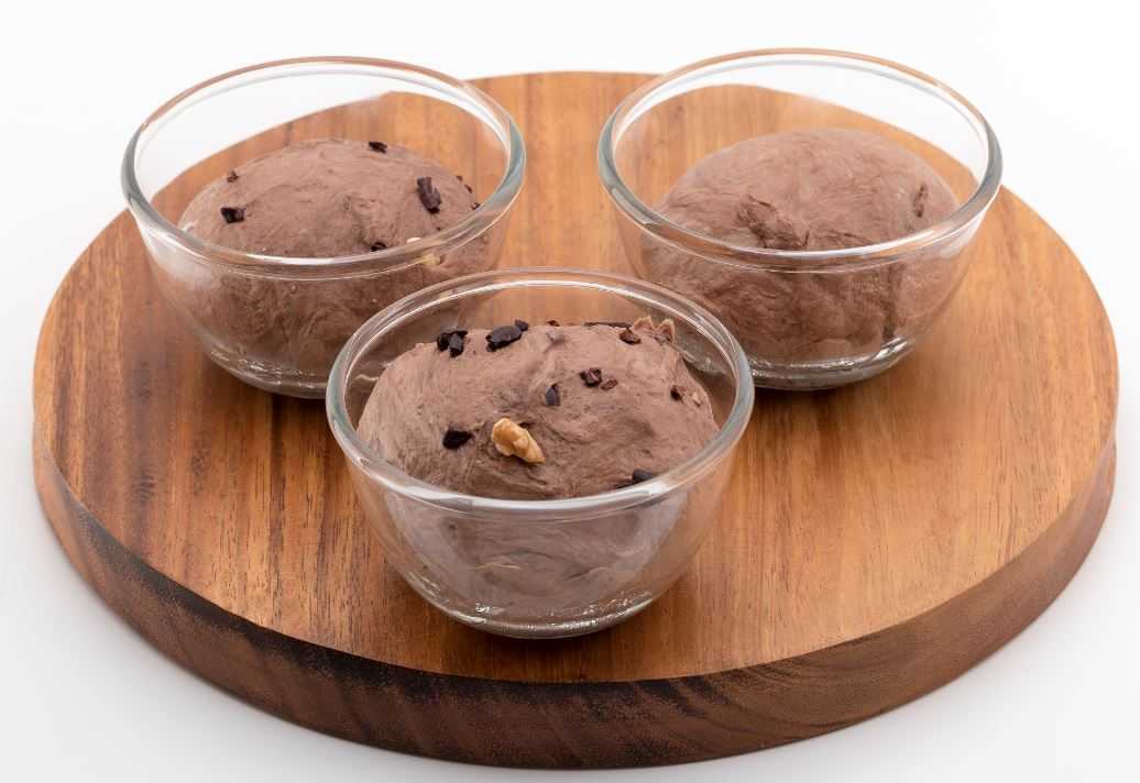 3. 200g 분할 후 중간발효 20분을 한다.